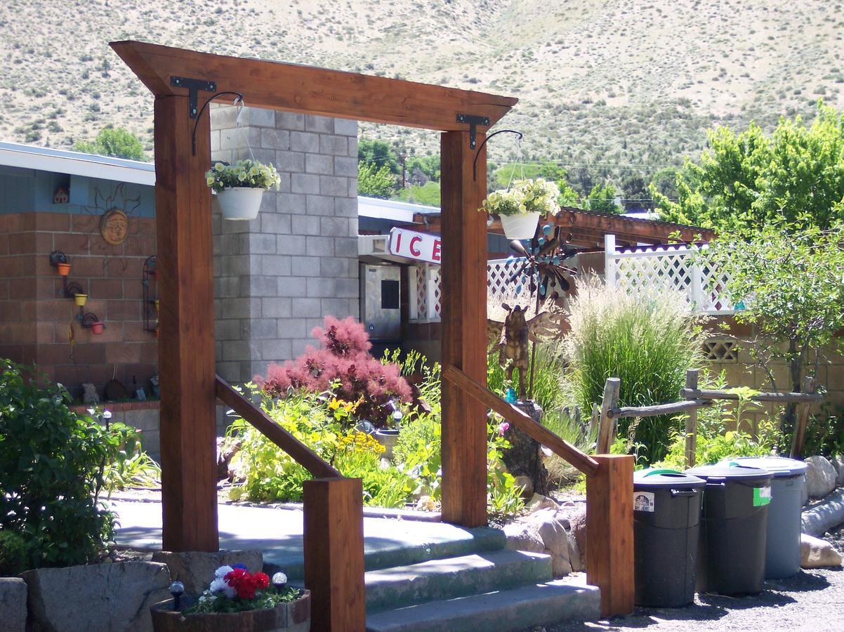 Toiyabe 2* Walker